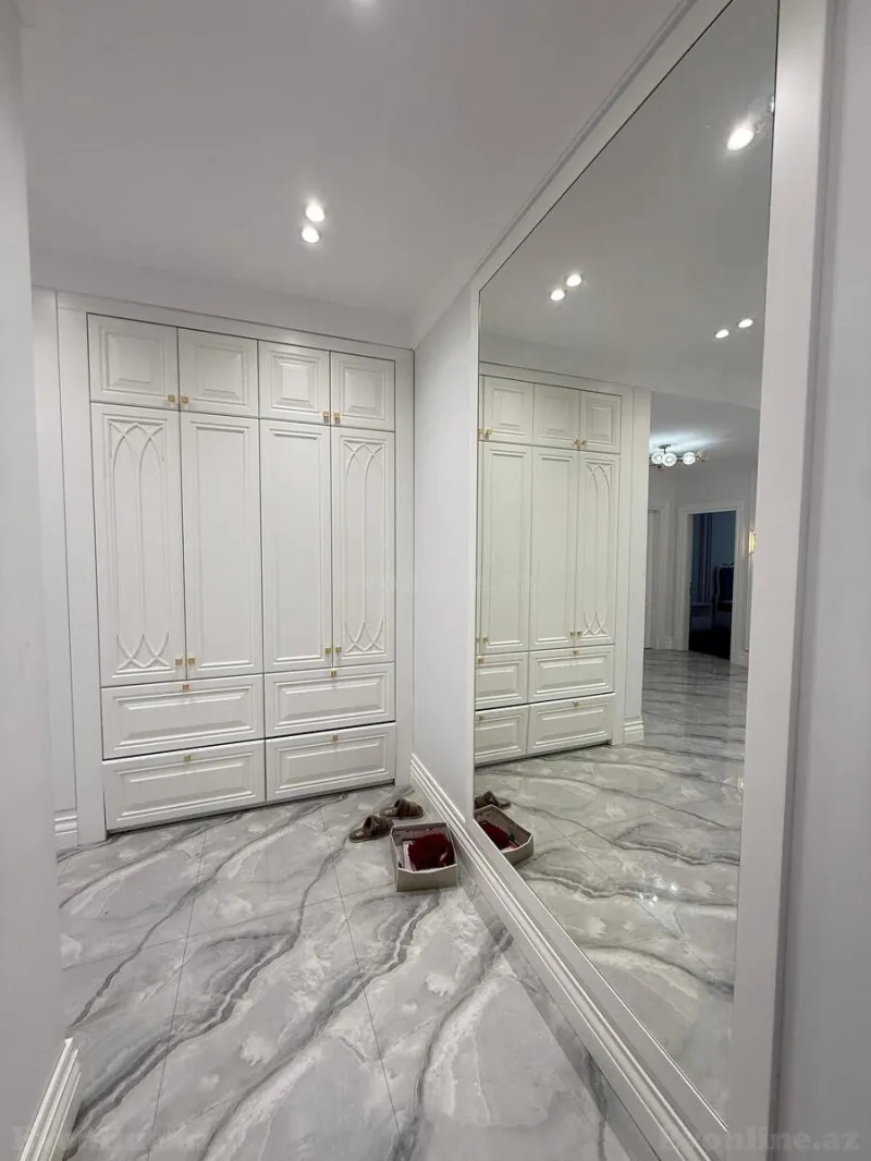 Kirayə verilir 4 otaqlı Mənzil Yeni tikili 210 m² Xətai r. - şəkil 20