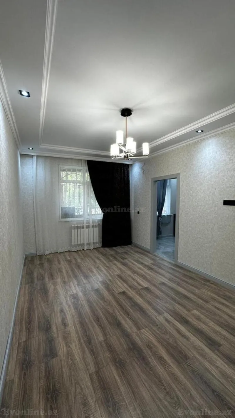 Satılır 2 otaqlı Mənzil Köhnə tikili 50 m² 4-cü mikrorayon - şəkil 3