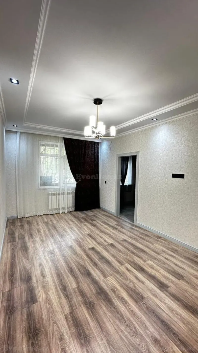 Satılır 2 otaqlı Mənzil Köhnə tikili 50 m² 4-cü mikrorayon - şəkil 5