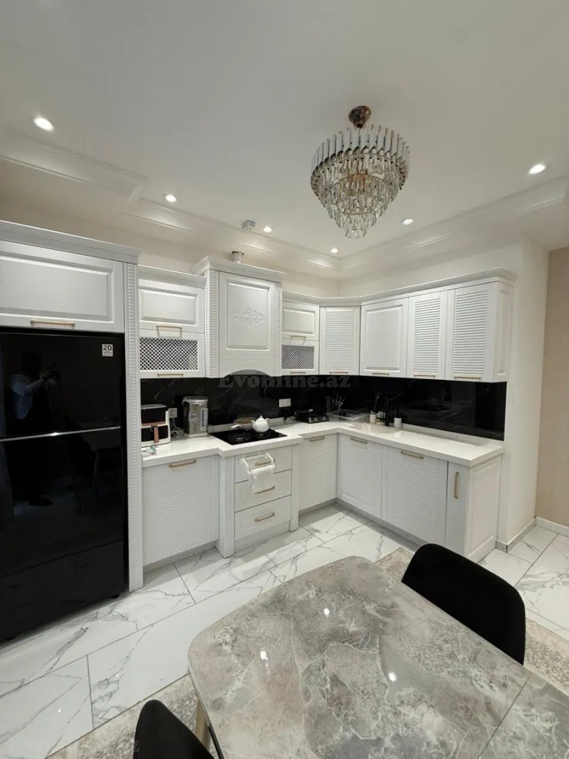 Satılır 3 otaqlı Mənzil Yeni tikili 148 m² 8 Noyabr m. - şəkil 16