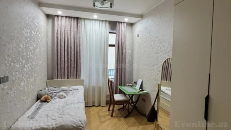 Satılır 4 otaqlı Mənzil Yeni tikili 150 m² Yasamal r. - şəkil 5