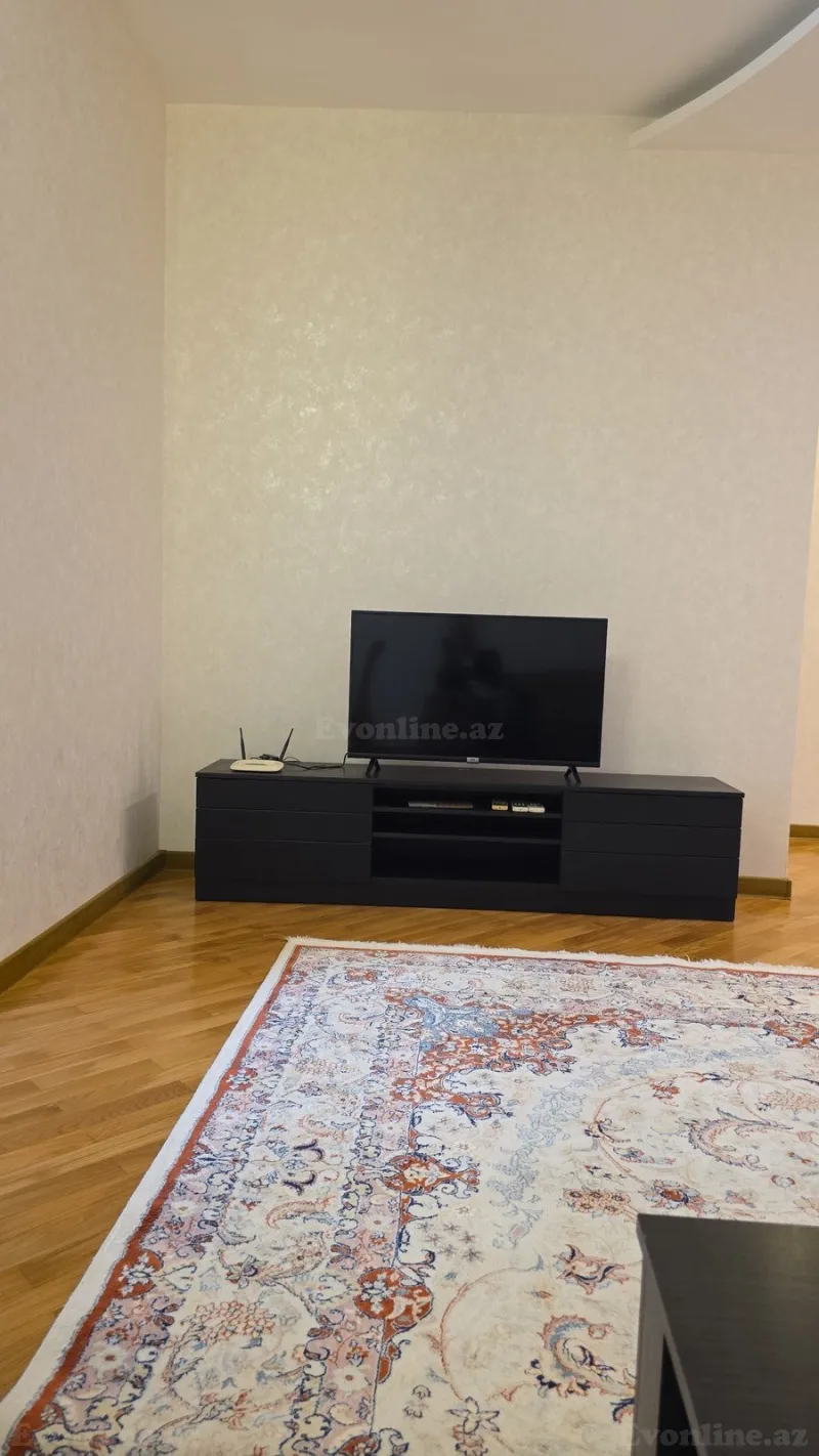 Kirayə verilir 3 otaqlı Mənzil Yeni tikili 120 m² Yasamal - şəkil 11