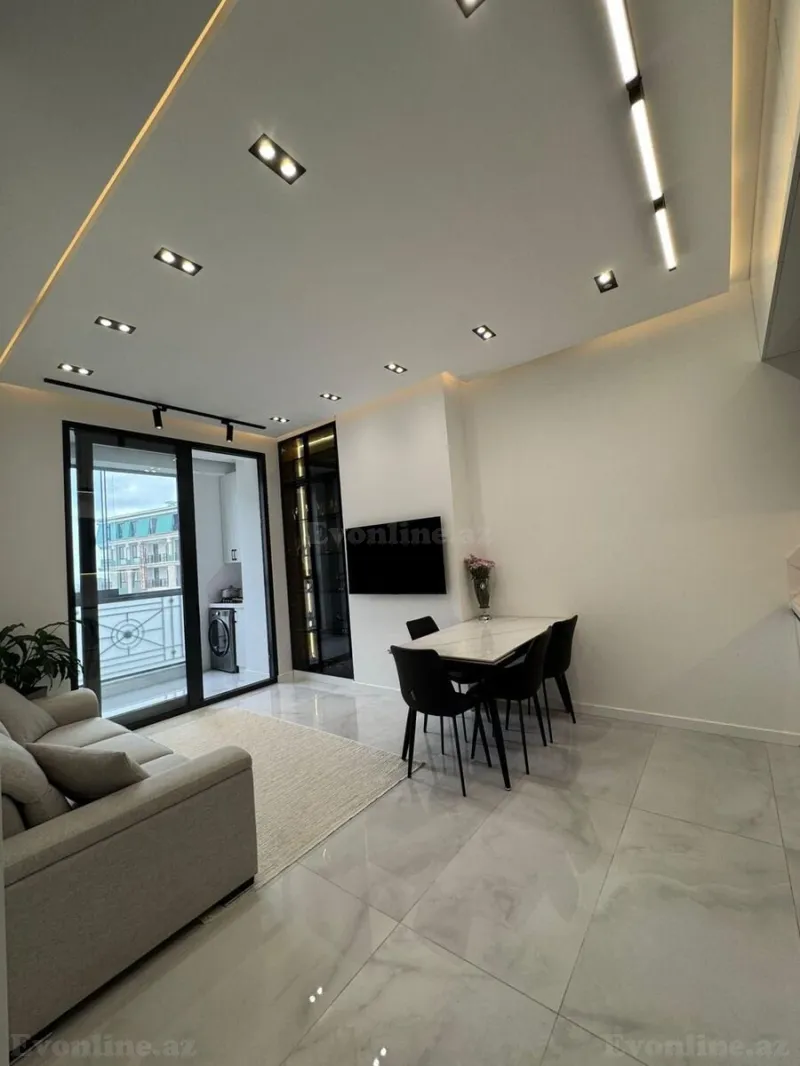 2 otaqlı Mənzil 60 m² Gənclik m. Kirayə verilir
