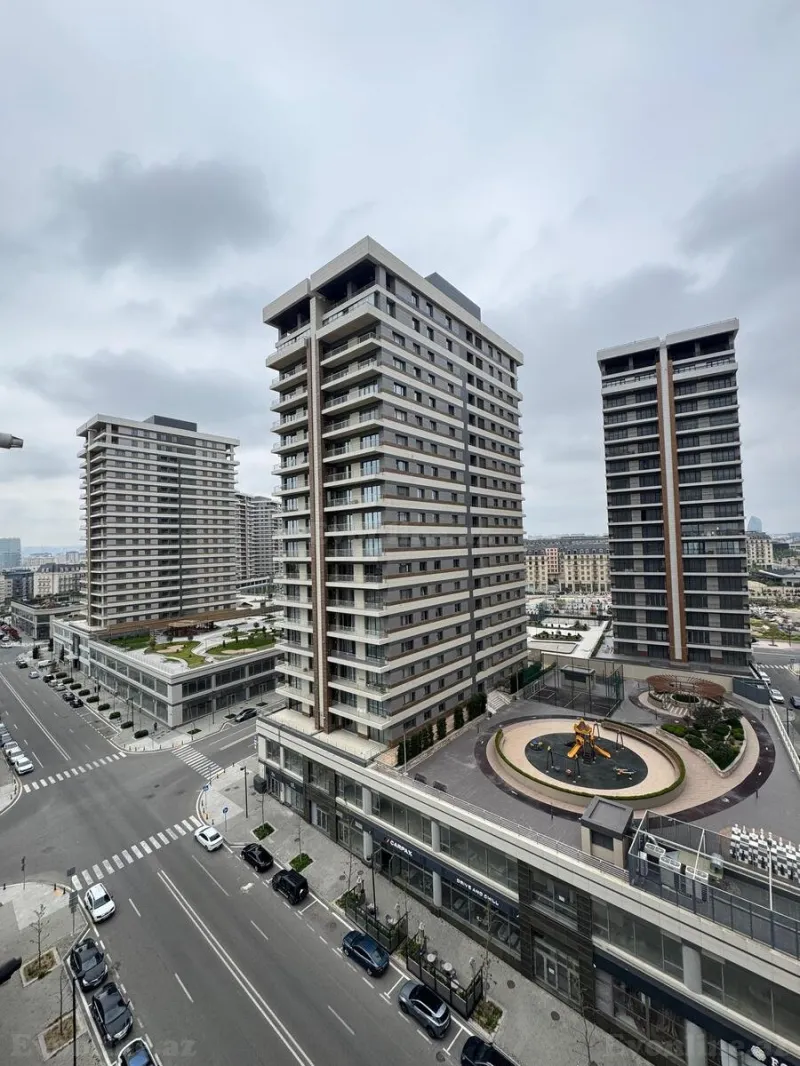 3 otaqlı Mənzil 157 m² Xətai r. Satılır