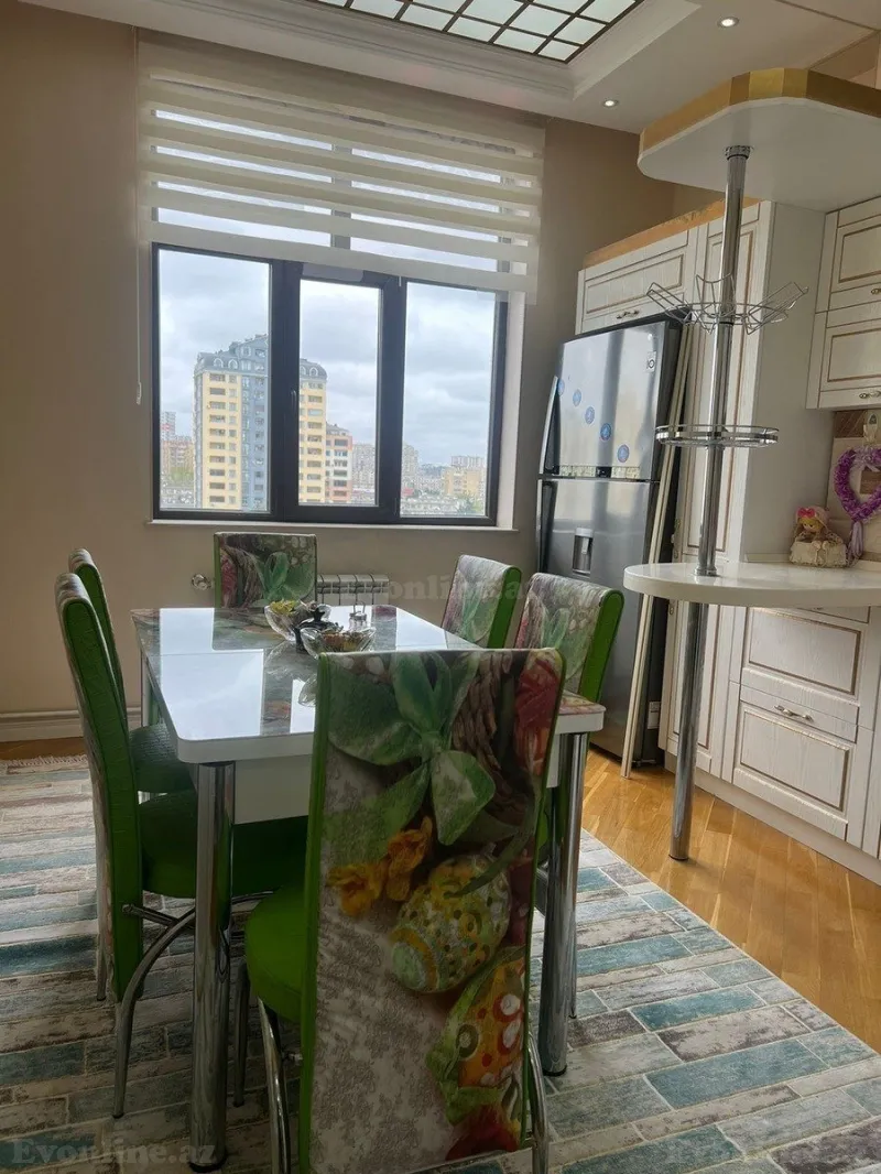 Satılır 4 otaqlı Mənzil Yeni tikili 135 m² 3-cü mikrorayon - şəkil 3