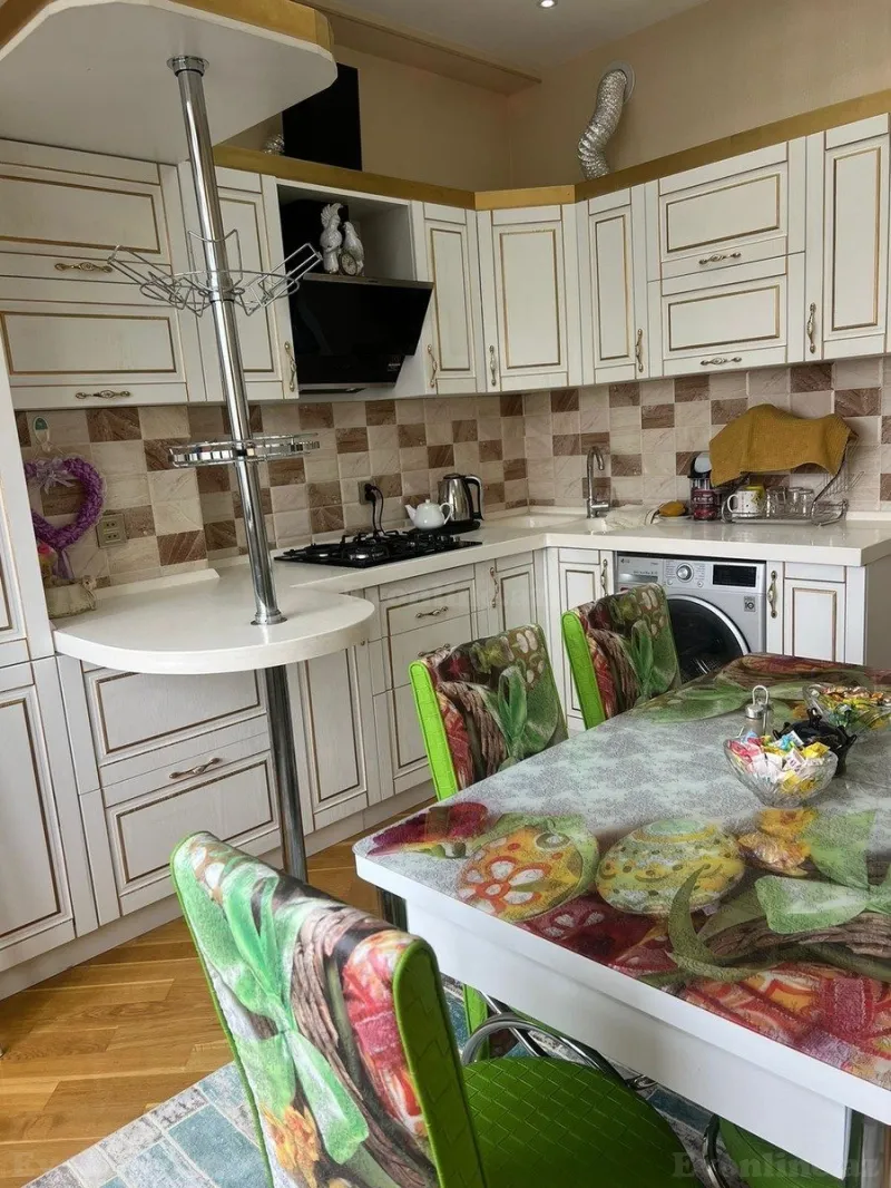 Satılır 4 otaqlı Mənzil Yeni tikili 135 m² 3-cü mikrorayon - şəkil 4