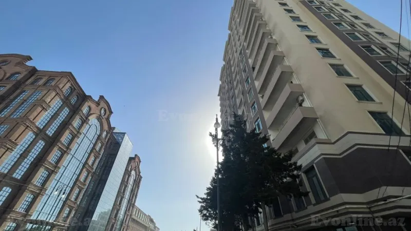 Satılır 3 otaqlı Mənzil Yeni tikili 101 m² Səbail r. - şəkil 23