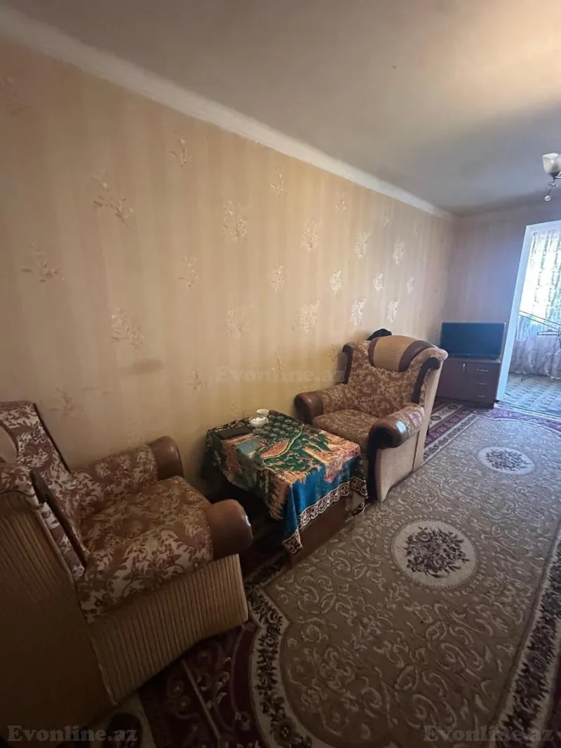 2 otaqlı Mənzil 60 m² Elmlər Akademiyası m. Kirayə verilir