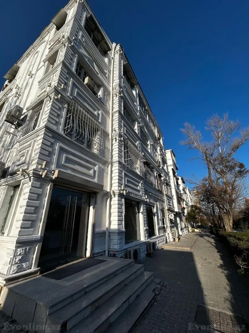 Satılır 3 otaqlı Mənzil Köhnə tikili 70 m² Nəsimi r. - şəkil 3