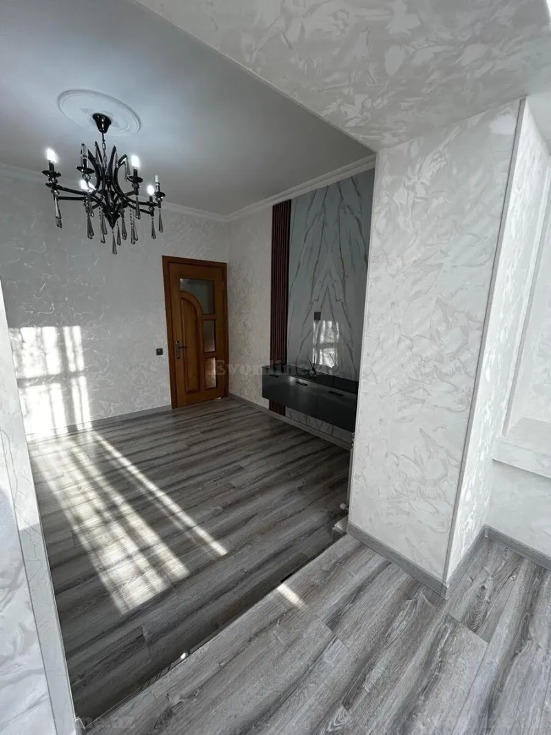 Satılır 3 otaqlı Mənzil Köhnə tikili 70 m² Nəsimi r. - şəkil 7