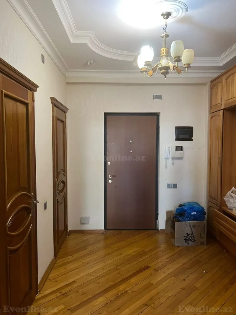 Satılır 3 otaqlı Mənzil Yeni tikili 125 m² Badamdar