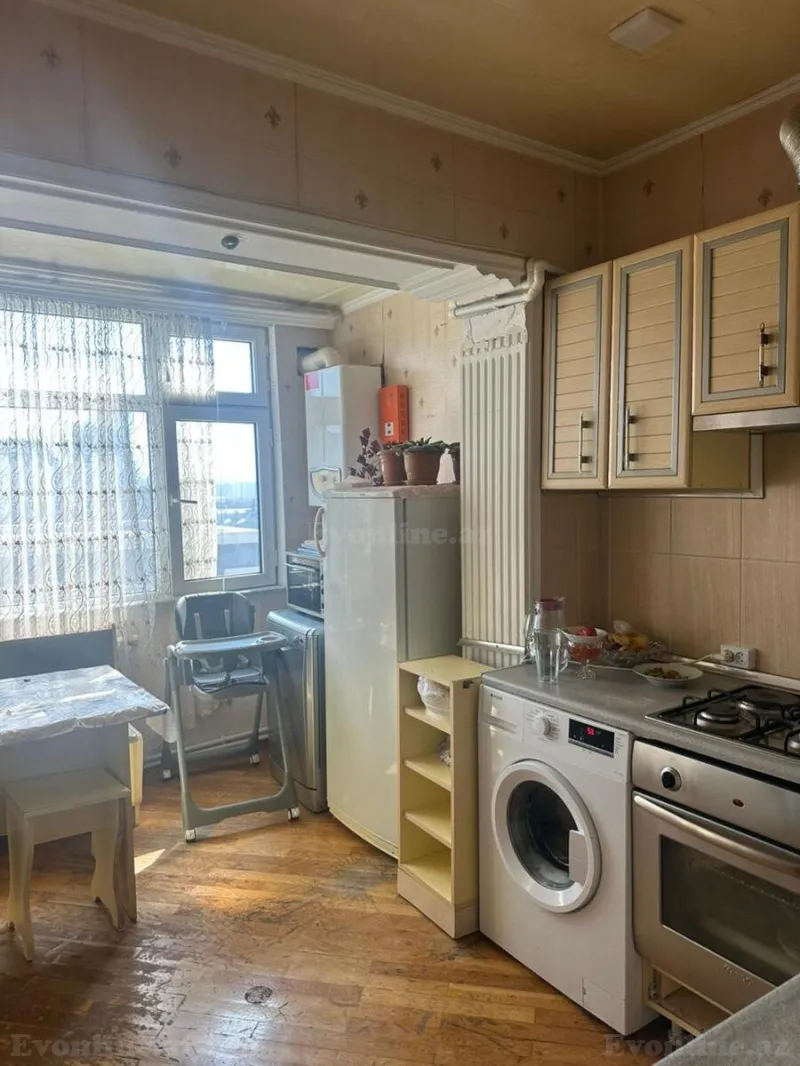 Satılır 3 otaqlı Mənzil Köhnə tikili 80 m² Nərimanov r. - şəkil 5
