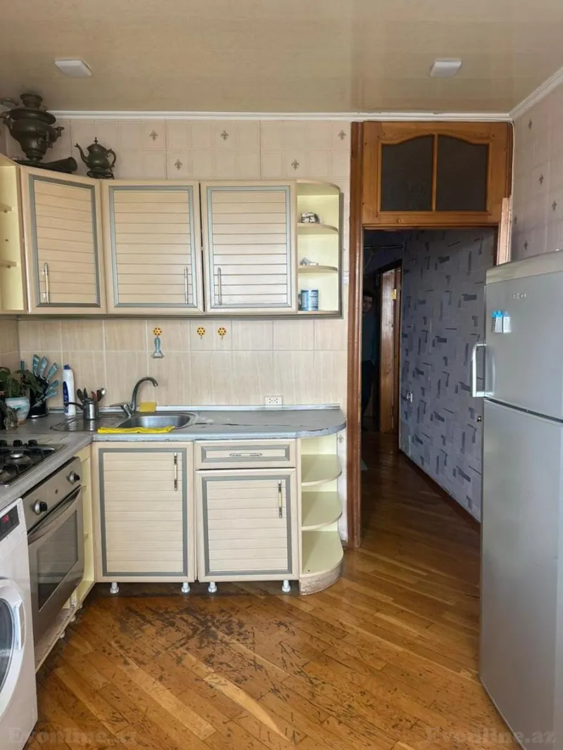Satılır 3 otaqlı Mənzil Köhnə tikili 80 m² Nərimanov r. - şəkil 10