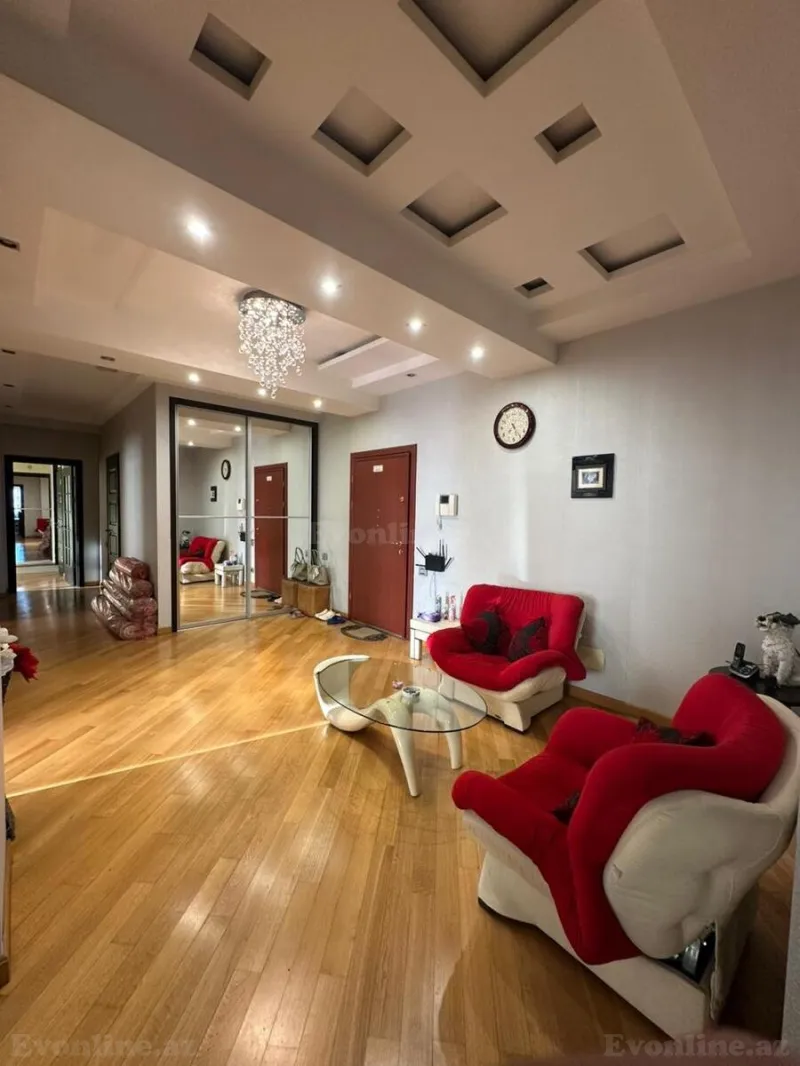 Kirayə verilir 4 otaqlı Mənzil Yeni tikili 145 m² Gənclik m. - şəkil 10