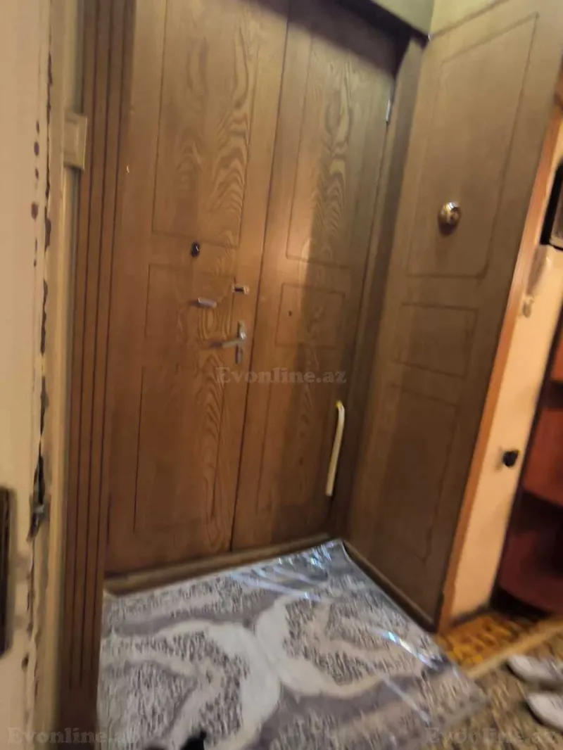 Satılır 4 otaqlı Mənzil Köhnə tikili 148 m² Səbail r. - şəkil 9