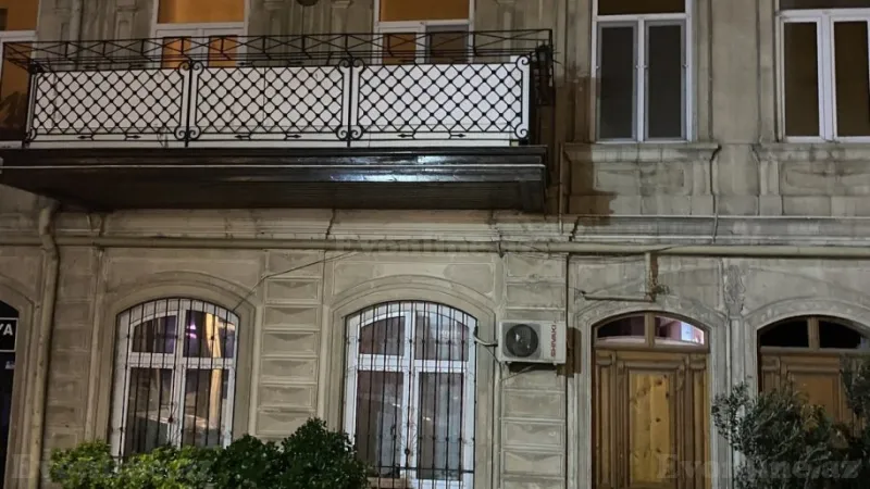 Satılır 3 otaqlı Mənzil Köhnə tikili 100 m² Yasamal - şəkil 6