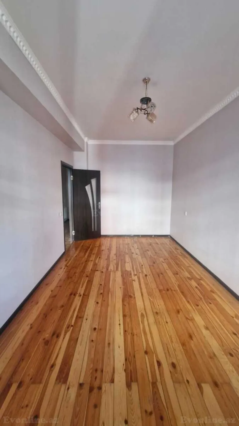 2 otaqlı Mənzil 70 m² Qara Qarayev m. Kirayə verilir