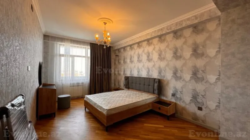 3 otaqlı Mənzil 163 m² Nəriman Nərimanov m. Kirayə verilir