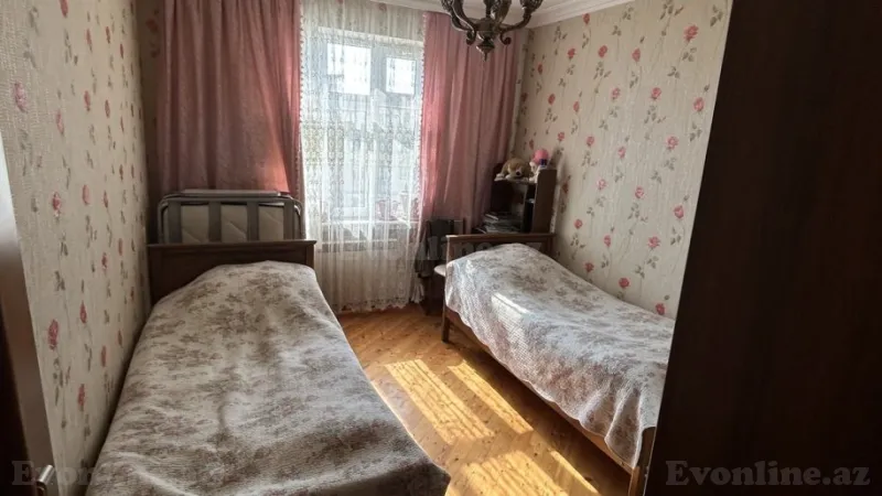 Satılır 3 otaqlı Mənzil Köhnə tikili 80 m² Xətai r. - şəkil 4