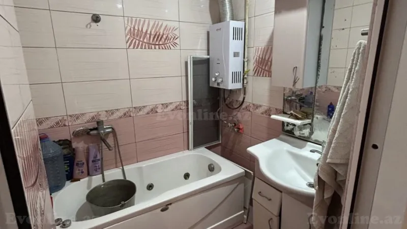 Satılır 3 otaqlı Mənzil Köhnə tikili 80 m² Xətai r. - şəkil 9