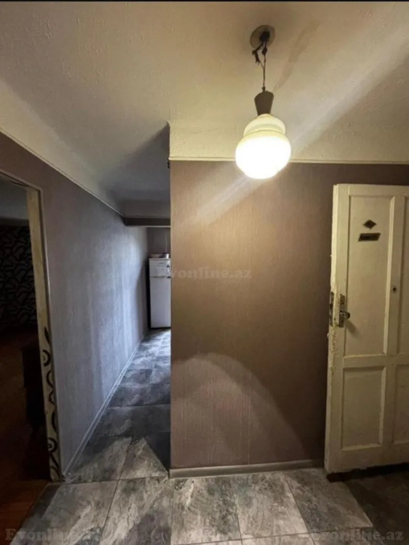 Satılır 3 otaqlı Mənzil Köhnə tikili 70 m² İnşaatçılar m. - şəkil 7