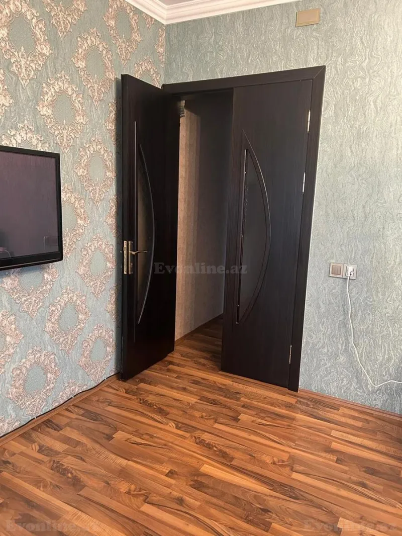 Satılır 2 otaqlı Mənzil Köhnə tikili 65 m² 9-cu mikrorayon - şəkil 12