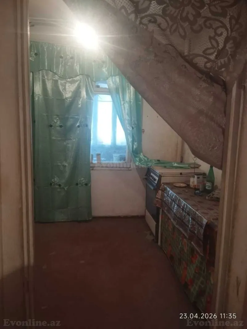 Satılır 5 otaqlı Mənzil Köhnə tikili 110 m² Əhmədli - şəkil 2