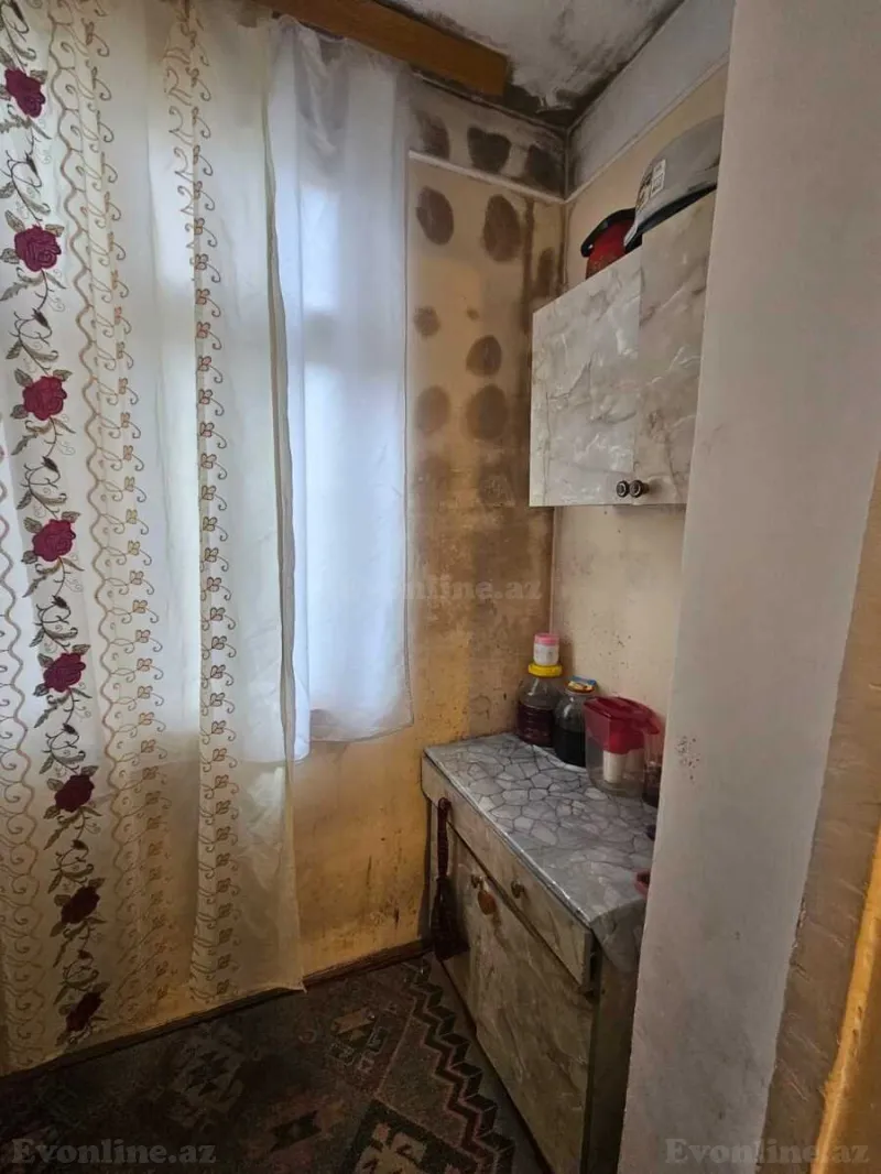 Satılır 2 otaqlı Mənzil Köhnə tikili 35 m² İnşaatçılar m. - şəkil 9