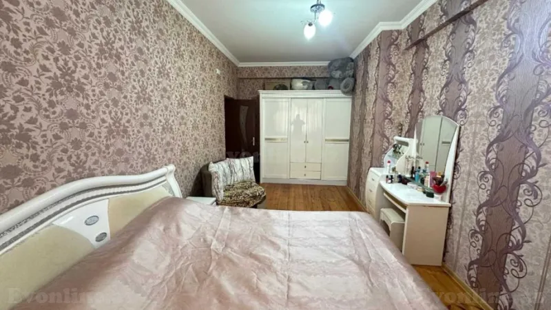 3 otaqlı Mənzil 115 m² Xalqlar Dostluğu m. Satılır