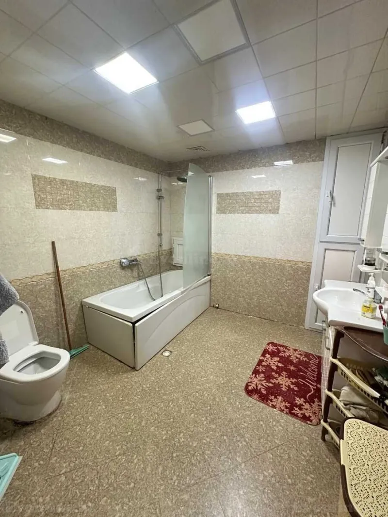 Satılır 3 otaqlı Mənzil Yeni tikili 115 m² Xalqlar Dostluğu m. - şəkil 13