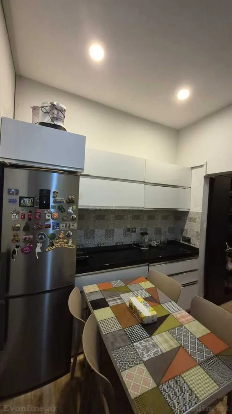Satılır 3 otaqlı Mənzil Köhnə tikili 70 m² Nizami m. - şəkil 9