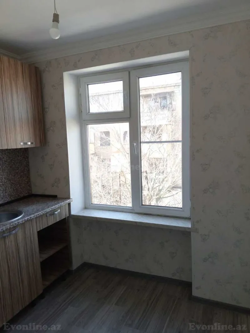 Satılır 1 otaqlı Mənzil Köhnə tikili 37 m² Əmircan - şəkil 2