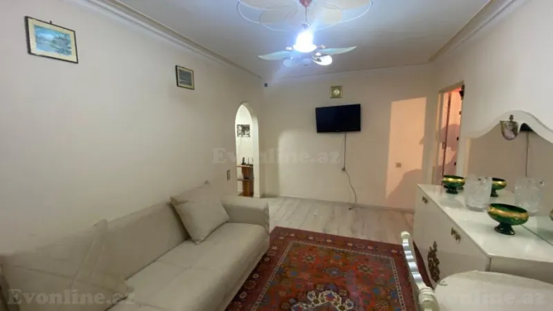 Satılır 2 otaqlı Mənzil Köhnə tikili 60 m² 8-ci kilometr - şəkil 2