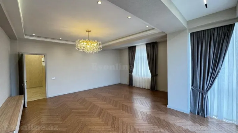 Satılır 3 otaqlı Mənzil Yeni tikili 130 m² 28 May m. - şəkil 2