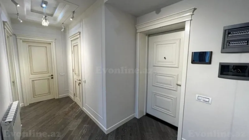 Satılır 3 otaqlı Mənzil Köhnə tikili 88 m² İnşaatçılar m. - şəkil 18