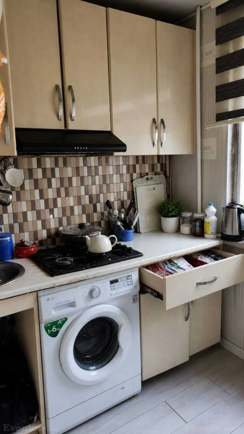 Kirayə verilir 2 otaqlı Mənzil Köhnə tikili 65 m² Nizami r. - şəkil 5