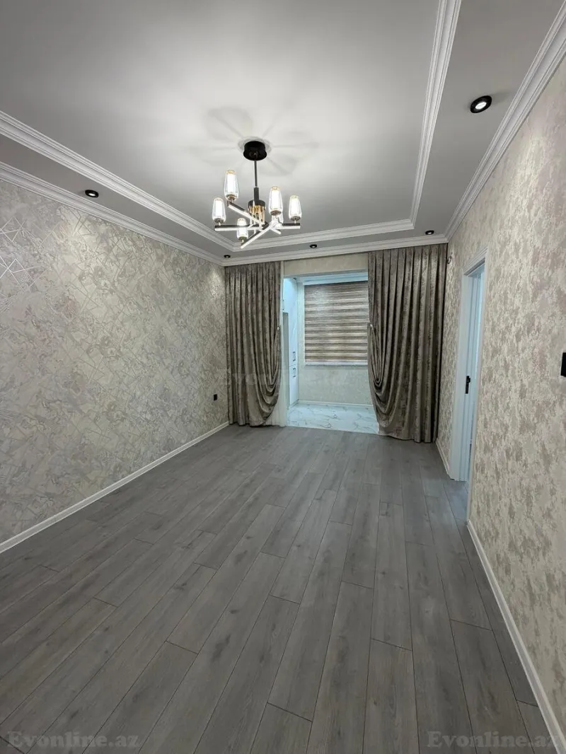 3 otaqlı Mənzil 65 m² 4-cü mikrorayon Satılır