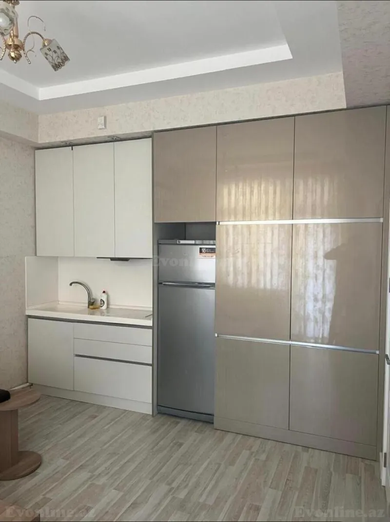 Kirayə verilir 2 otaqlı Mənzil Yeni tikili 55 m² İnşaatçılar m. - şəkil 3