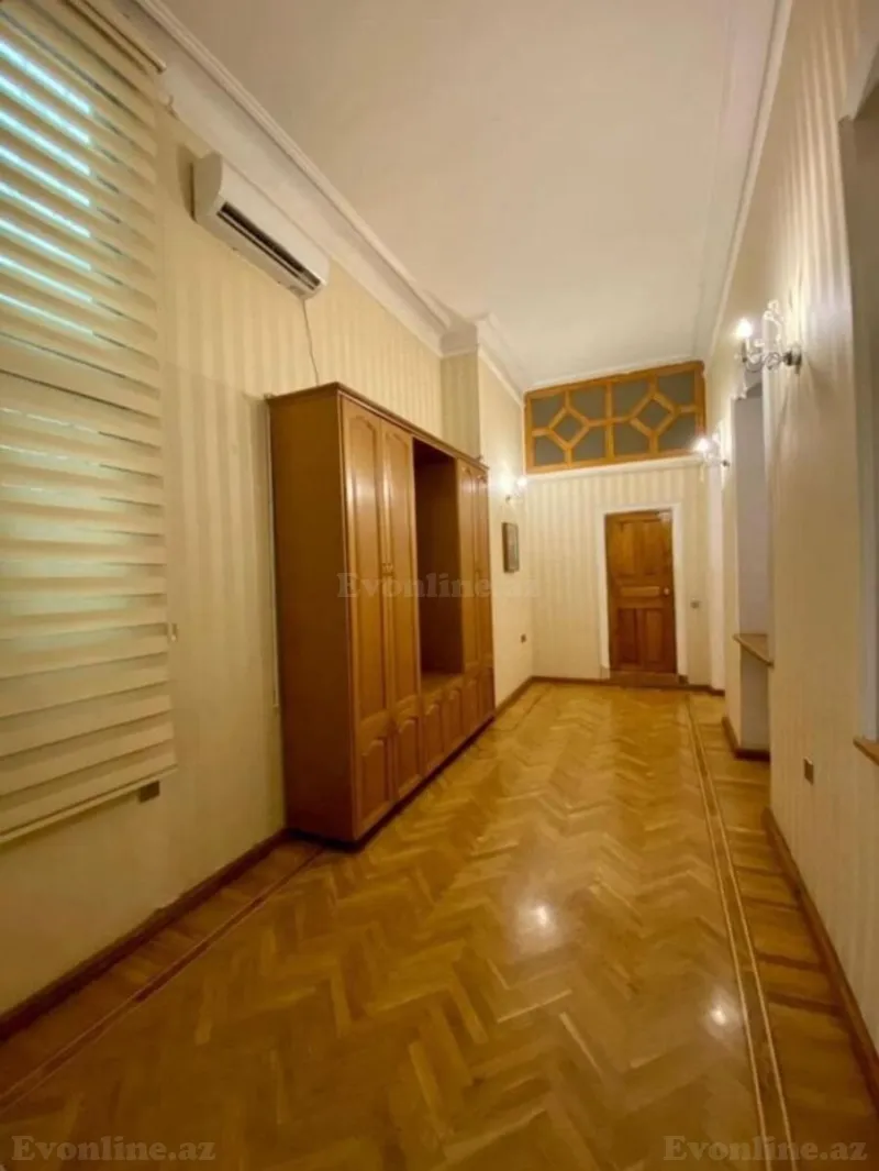 Kirayə verilir 3 otaqlı Mənzil Köhnə tikili 135 m² Sahil m. - şəkil 21