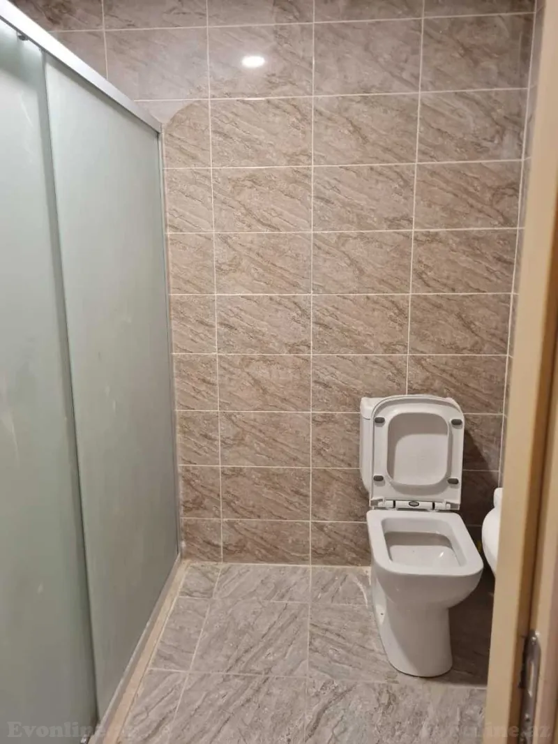 Kirayə verilir 3 otaqlı Mənzil Yeni tikili 130 m² Həzi Aslanov m. - şəkil 12