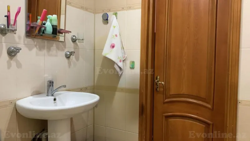 Satılır 2 otaqlı Mənzil Yeni tikili 90 m² 8-ci mikrorayon - şəkil 15