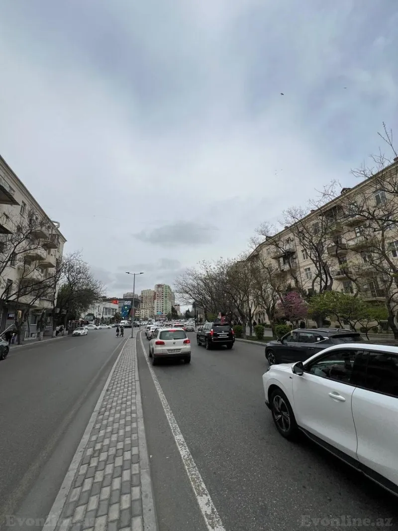 3 otaqlı Mənzil 90 m² Nəriman Nərimanov m. Satılır