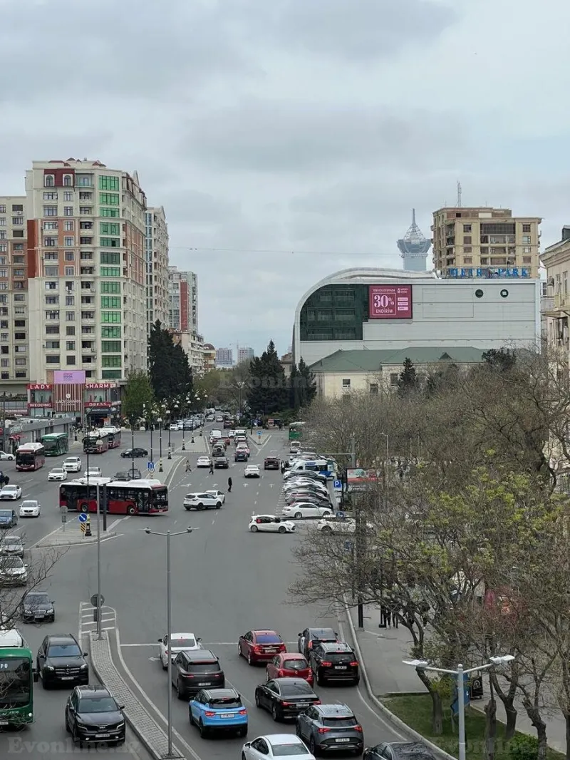 Satılır 3 otaqlı Mənzil Köhnə tikili 90 m² Nəriman Nərimanov m. - şəkil 16