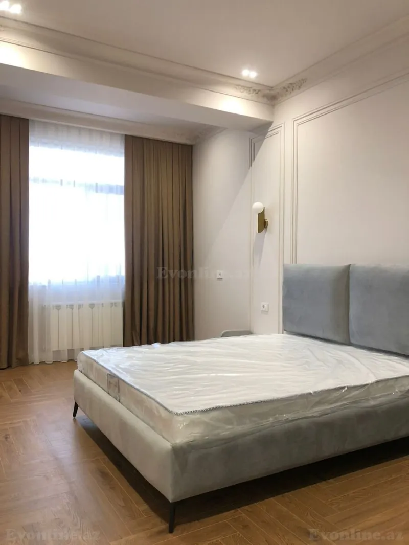 Satılır 4 otaqlı Mənzil Yeni tikili 140 m² 4-cü mikrorayon - şəkil 7