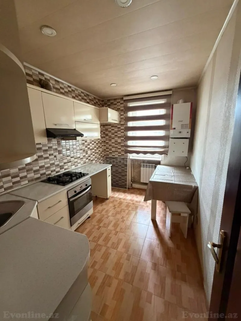 Satılır 2 otaqlı Mənzil Köhnə tikili 50 m² Badamdar - şəkil 3