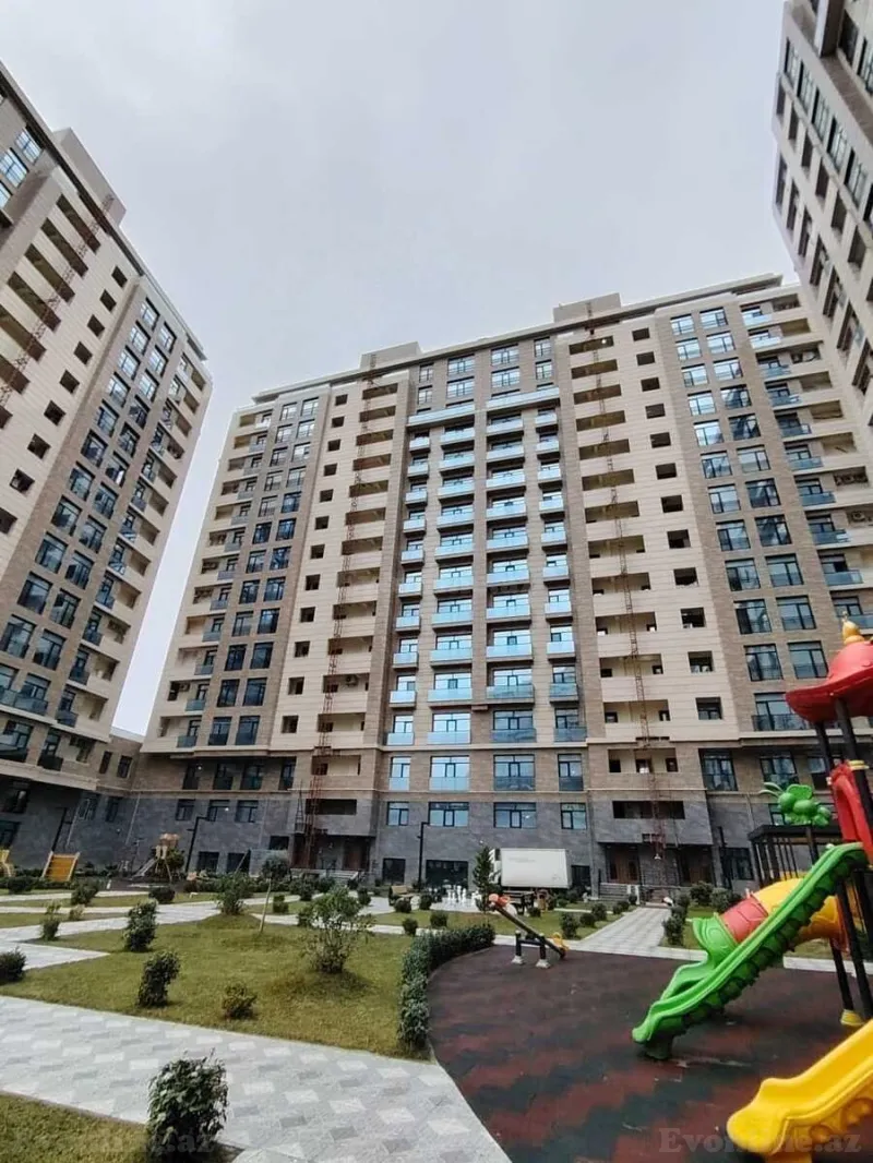 4 otaqlı Mənzil 157.5 m² Nizami m. Satılır