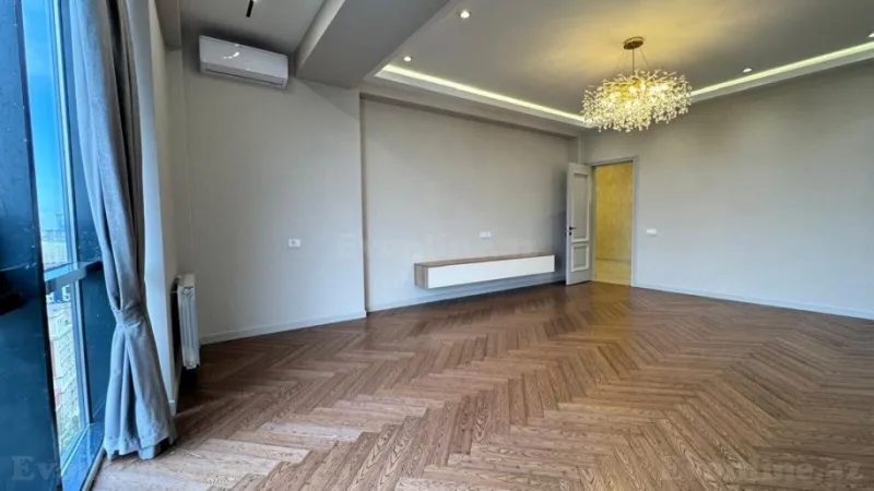 Satılır 3 otaqlı Mənzil Yeni tikili 128 m² 28 May m. - şəkil 2
