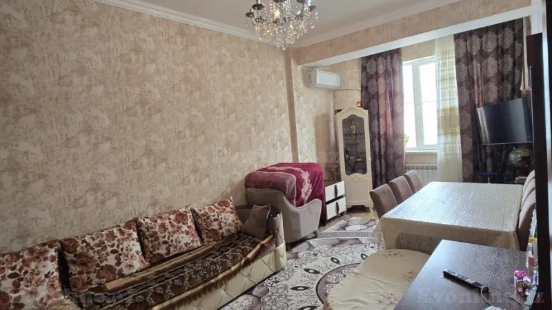 2 otaqlı Mənzil 70 m² Xətai r. Satılır