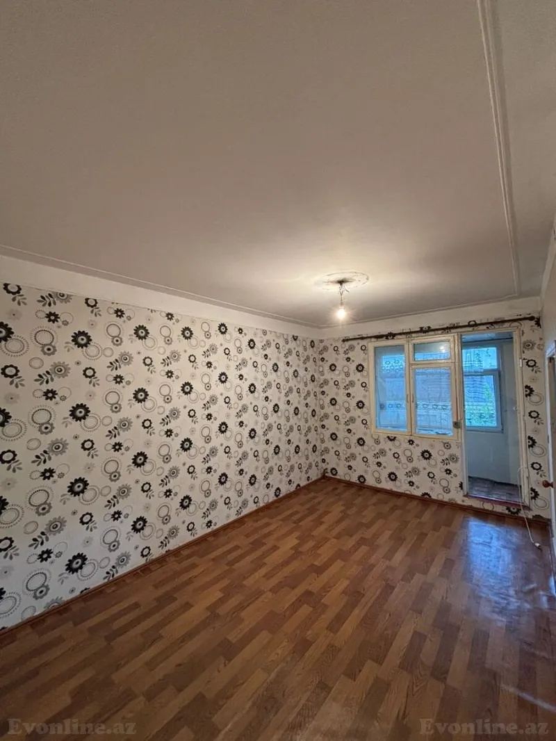 Satılır 2 otaqlı Mənzil Köhnə tikili 45 m² Nəsimi m. - şəkil 2