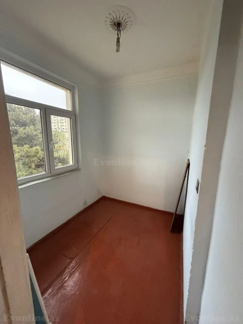 Satılır 2 otaqlı Mənzil Köhnə tikili 45 m² Nəsimi m. - şəkil 5
